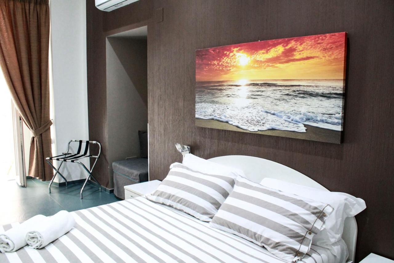 Mascalzone latino luxury rooms Nápoles Exterior foto