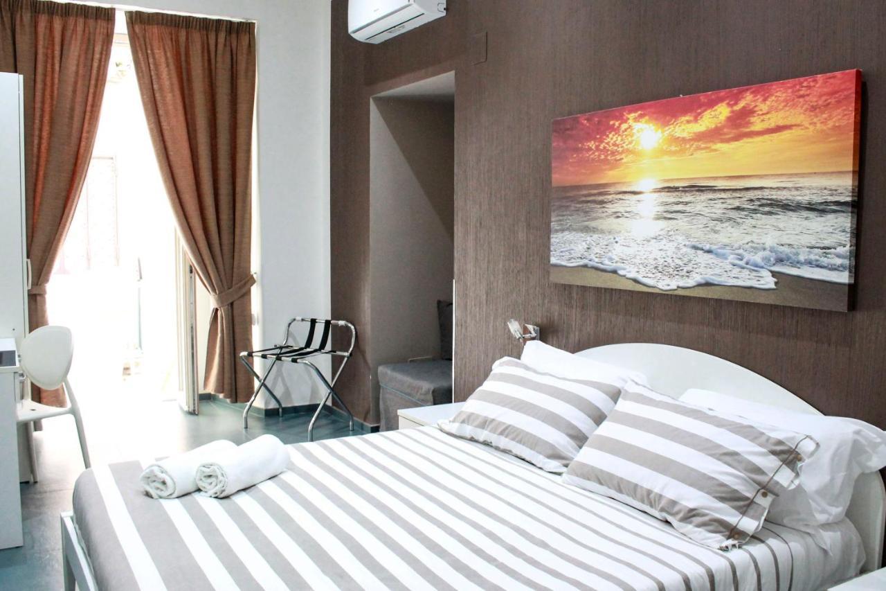Mascalzone latino luxury rooms Nápoles Exterior foto
